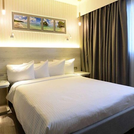 Wyndham Garden Guam Hotel Tamuning Exterior photo